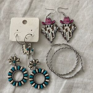 Western style earrings